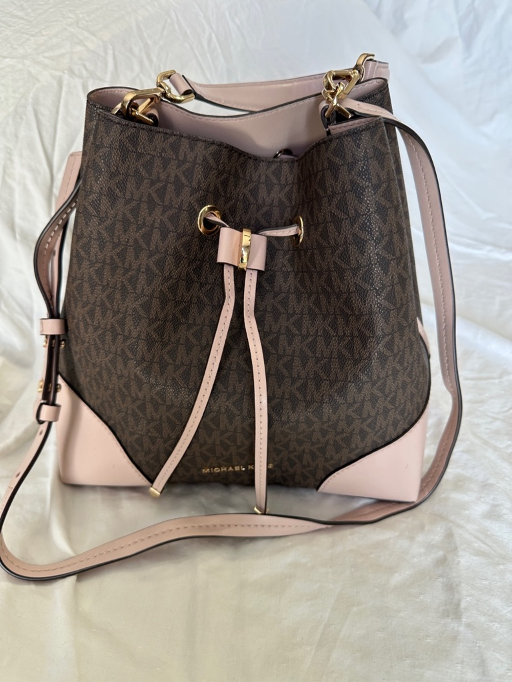 Michael Kors Brown Monogram & Pale Pink Drawstring Bucket Bag